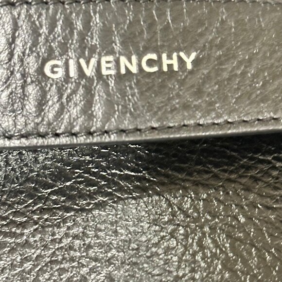 Givenchy Medium Voyou In Shiny Leather Black - Picture 8 of 9